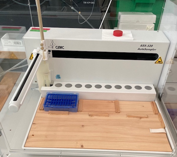 ASX520 w. microplate adapter